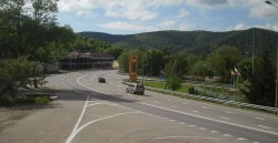 место_разворота_в_новомихайловском(ул.Мира+пер.Яблочный).jpg (468.22 Кб) Просмотров: 72553 место_разворота_в_новомихайловском(ул.Мира+пер.Яблочный).jpg